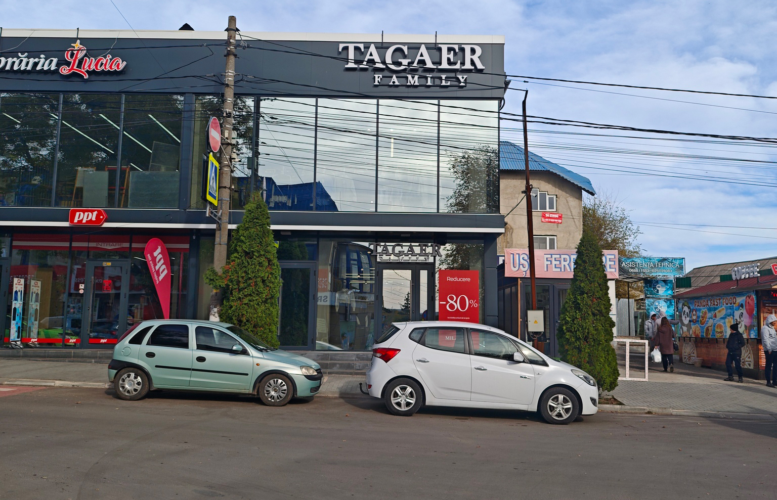 Tagaer Family